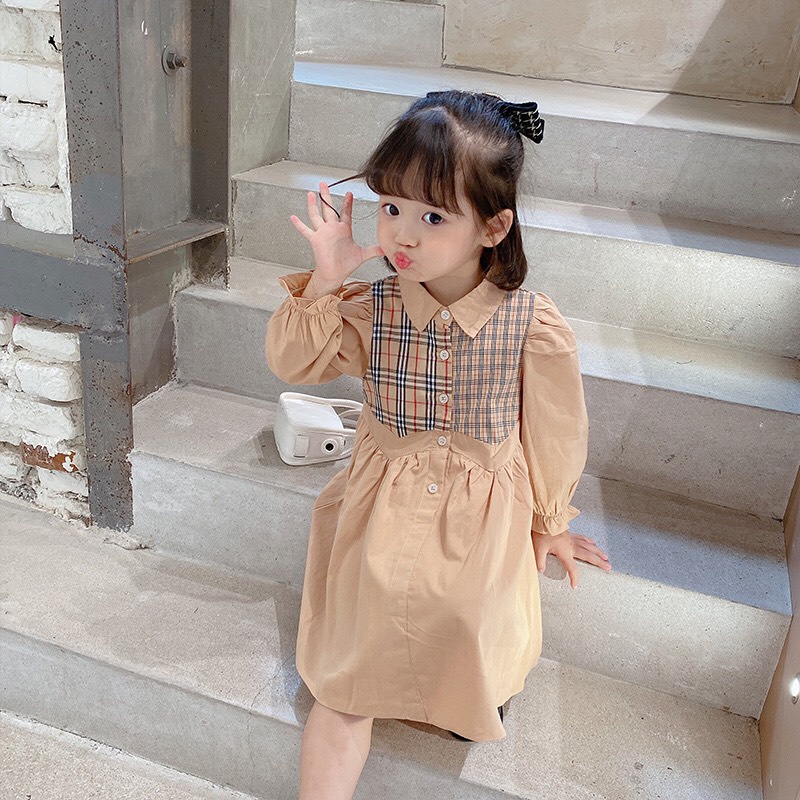 Váy kẻ Buber Hot trend cho bé