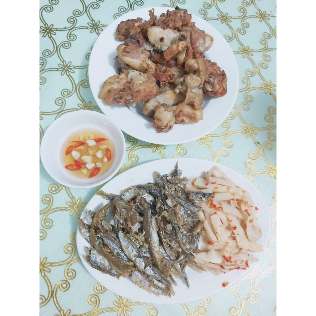 Măng ngâm tỏi ớt mắc mật Lạng Sơn 1.5kg | BigBuy360 - bigbuy360.vn