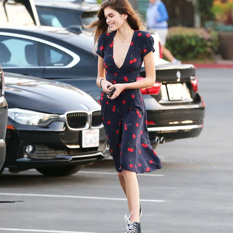 Đầm Tay Ngắn Cổ Chữ V Khoét Sâu In Hoạ Tiết Phong Cách Boho Xinh Xắn Cho Phụ Nữ | BigBuy360 - bigbuy360.vn