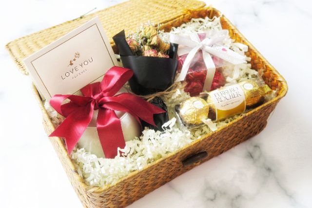 Hộp Quà Cói độc đáo tặng Mẹ, Bạn gái hoặc đồng nghiệp kèm thiệp từ The Gift Buffets | BigBuy360 - bigbuy360.vn