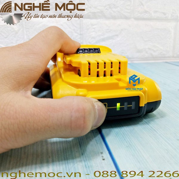 Pin Dewalt Li-ion 18V 2Ah