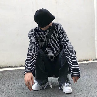 Striple disstress tee