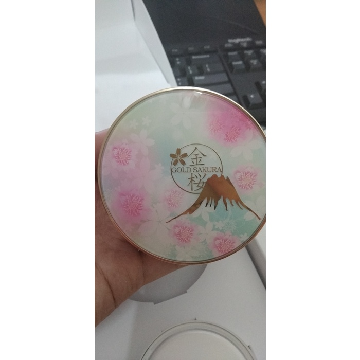 Mua 1 được 3 set PHẤN NƯỚC GOLD SAKURA  HOA ANH ĐÀO cao cấp