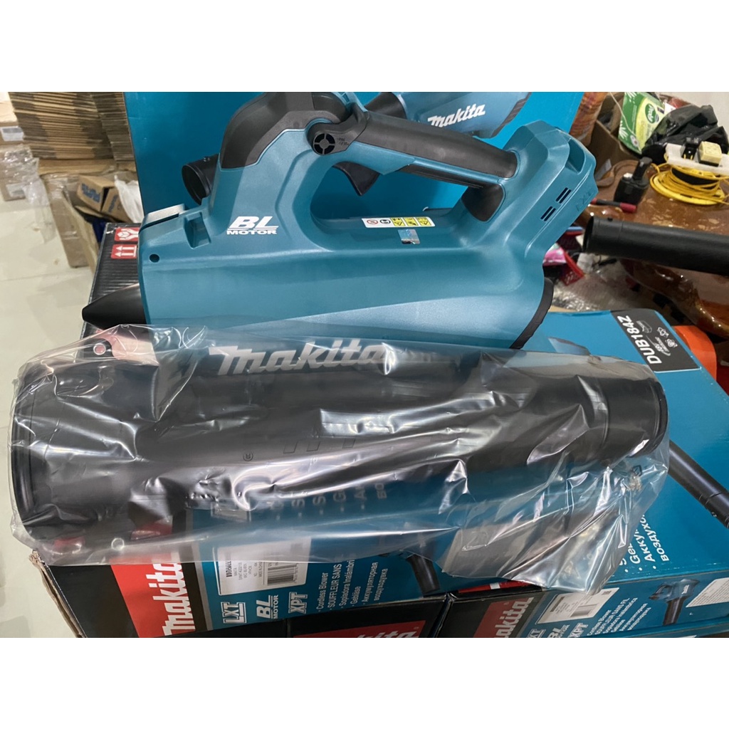 BN. Máy thổi bụi pin 18v chính hãng Makita DUB184Z động cơ BRUSHLESS  ( ko bao gồm pin sạc).