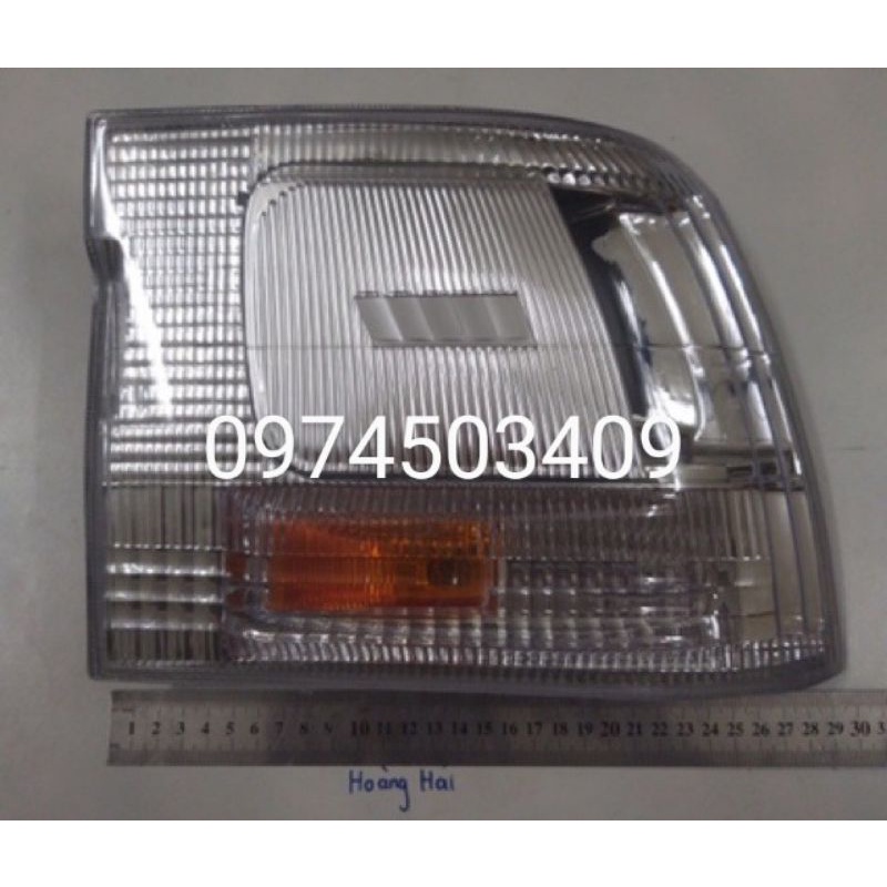Đèn xi nhan Toyota Hiace đời 2002 đến 2008