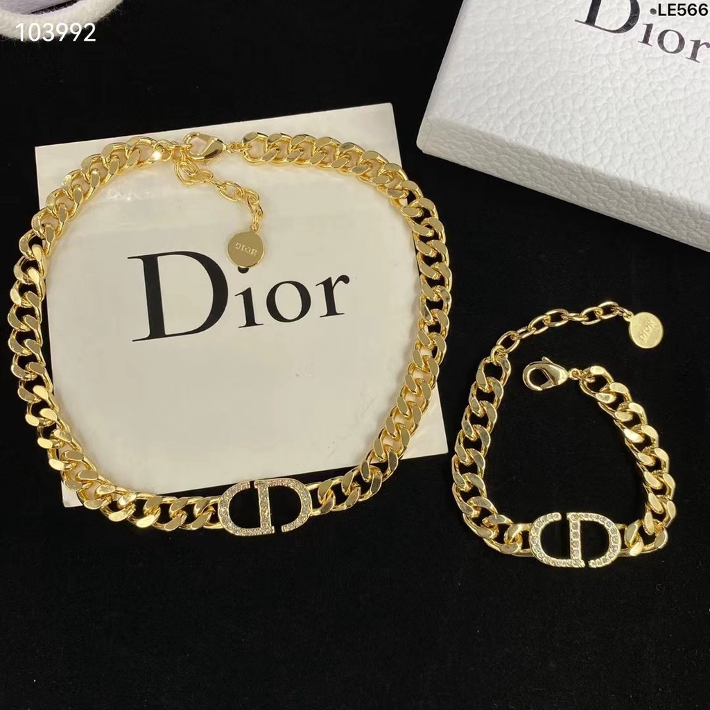 Vòng Đeo Tay Dior Dây Xích Kim Loại Dày Mặt Chữ CD