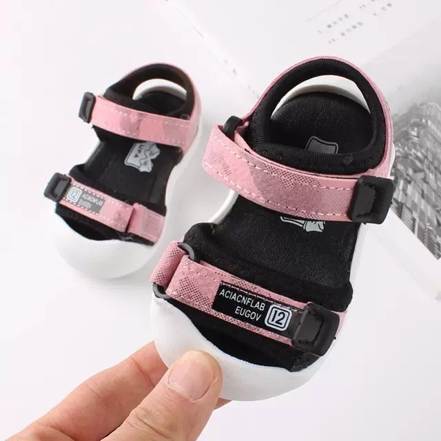 Dép sandal bé trai bé gái ❤️FREESHIP❤️ Dép sandal đế cao chống vấp cho bé trai bé gái chất cao su non mềm mại êm chân