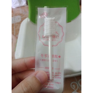 Que rơ lưỡi cho bé từ sơ sinh
