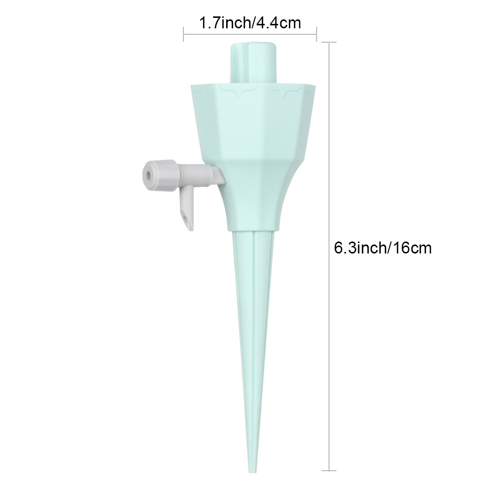 Dụng cụ tưới nước tự động cho cây cảnh tiện dụng