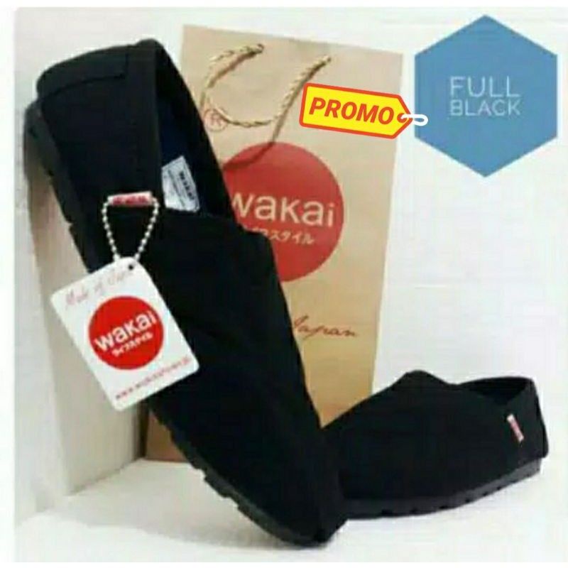 .Giày Thể Thao Nam WAKAI 001