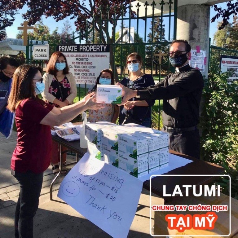 Khẩu Trang Y Tế 4 Lớp Lọc Khuẩn LATUMI 50 Cái / Hộp Chính Hãng Đạt Tiêu Chuẩn Quốc Tế Xuất Khẩu bongbong_store00 versa.s | BigBuy360 - bigbuy360.vn