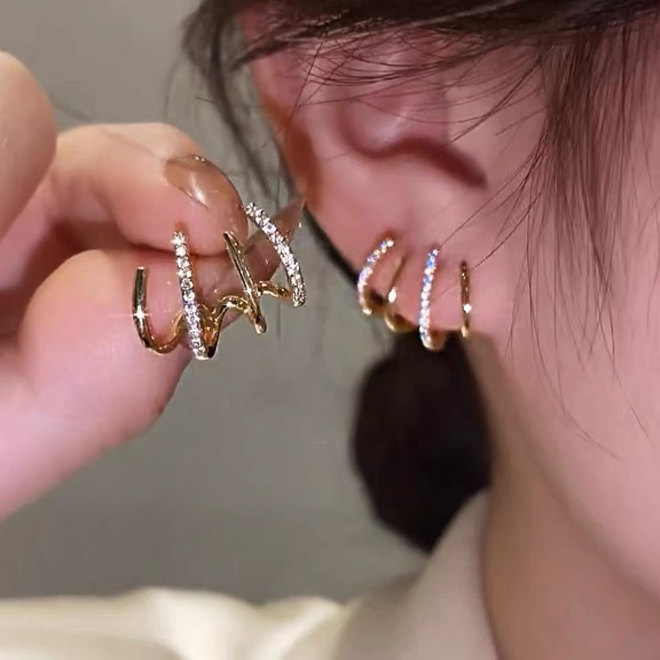 Khuyên Tai Đính Đá Ngọc Trai Nhân Tạo Thời Trang