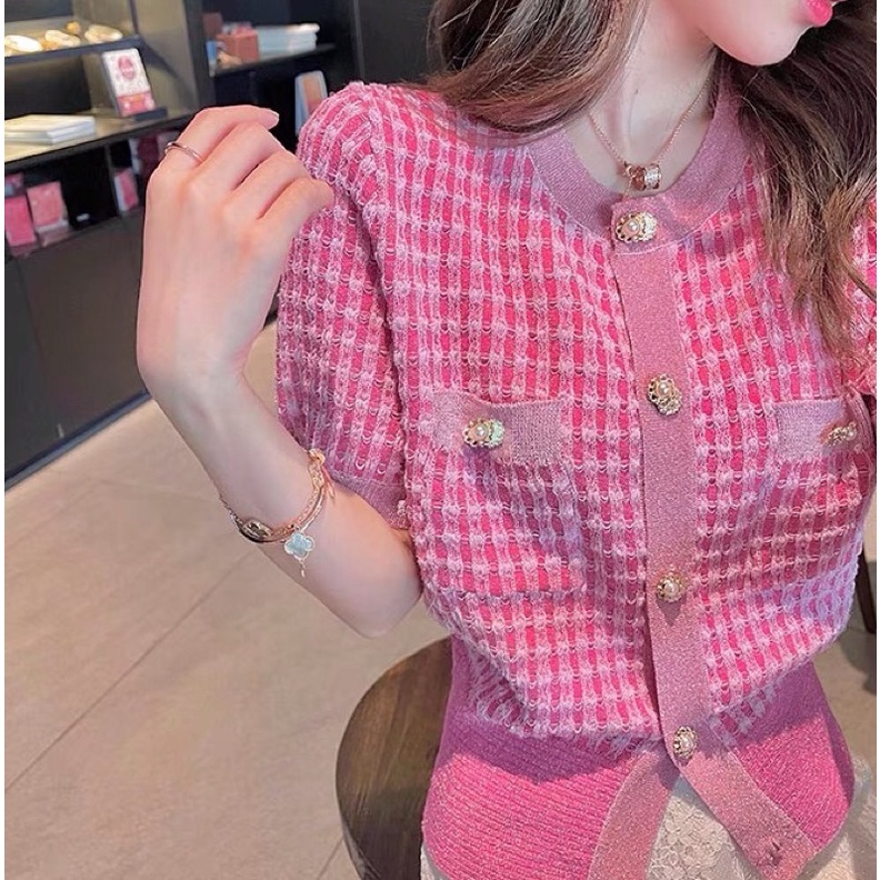 Áo cardigan hồng cộc tay cúc đôi len mongtogi công sở Hàn quốc