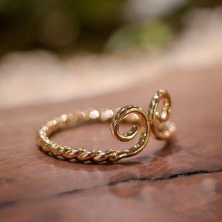 Nhẫn kim cô chạm khắc thủ công