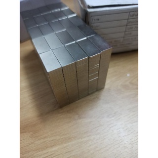 Nam châm siêu mỏng siêu mạnh kích thước 20x10x1 mm, nam châm đất hiếm N42