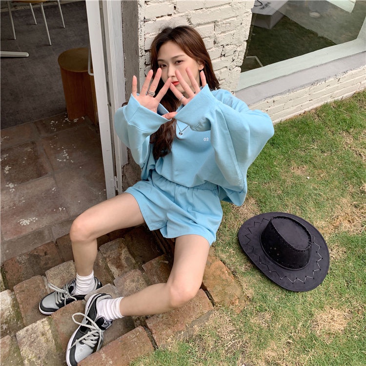 Set Áo Hoodie + Quần Short Thiết Kế Mới Năng Động Thời Trang Dành Cho Nữ