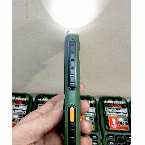 Điện thoại bàn phím 3 sim Land Rover S009 Loa to cứng cáp cho người già, bộ đội giá rẻ