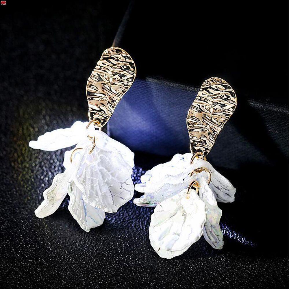 Khuyen tai thời trang SOFTNESS bằng hợp kim phong cách Hàn Quốc họa tiết hoa xinh cho phái nữ