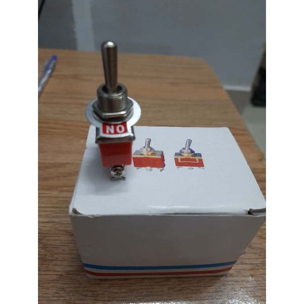 Công tắc gạt 2 chân, 3 chân, 4 chân, 6 chân