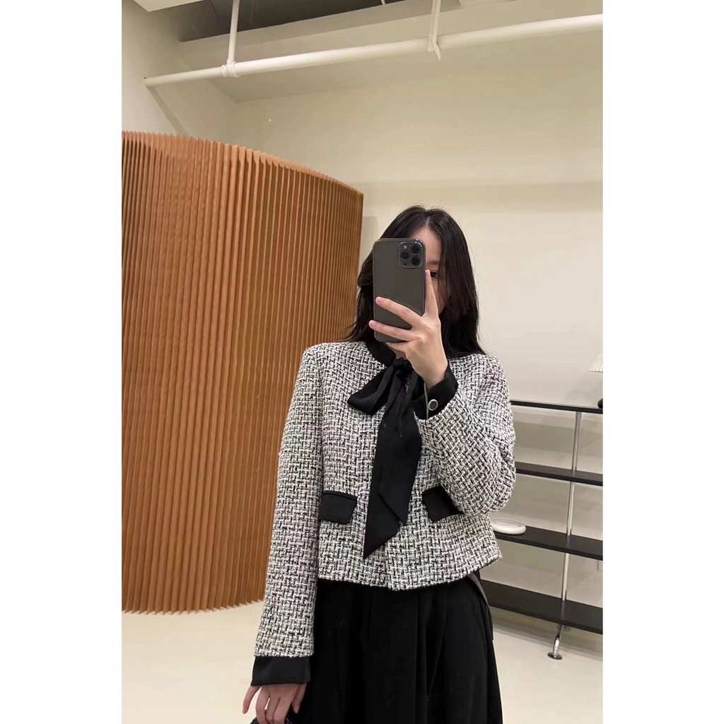 French bow design small fragrant style short jacket women's autumn 2022 new Korean version of the celebrity blouse