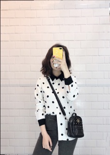 Áo sơ mi trắng đen