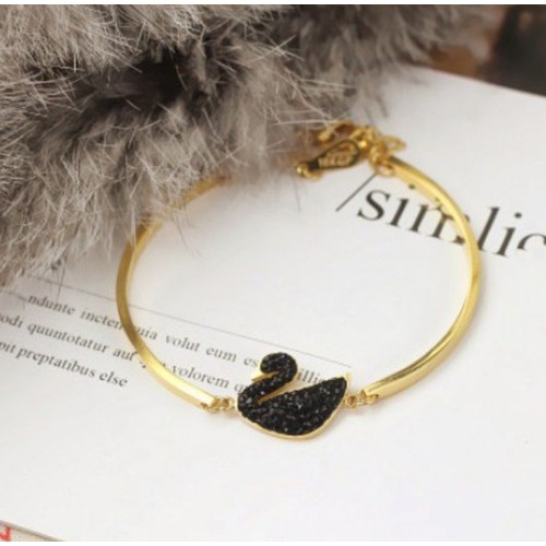 Lắc Tay Thiên Nga Đen Titan Ko Han Rỉ TT 3655