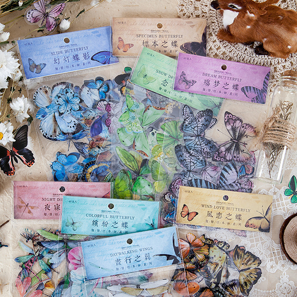 Set 40 Miếng Dán Trang Trí Hình Bướm Xinh Xắn