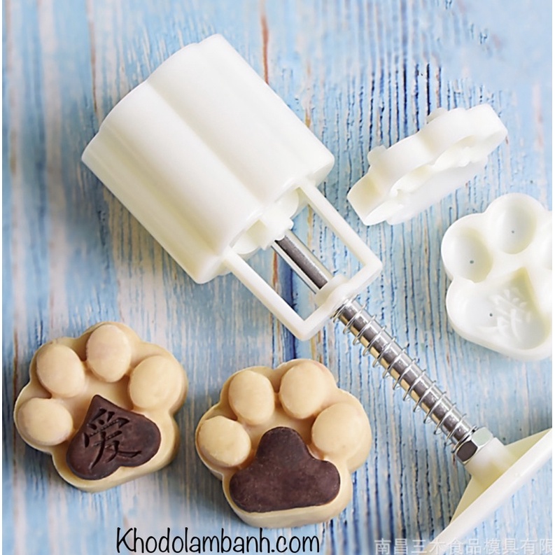 Khuôn trung thu 50g hình chân gấu