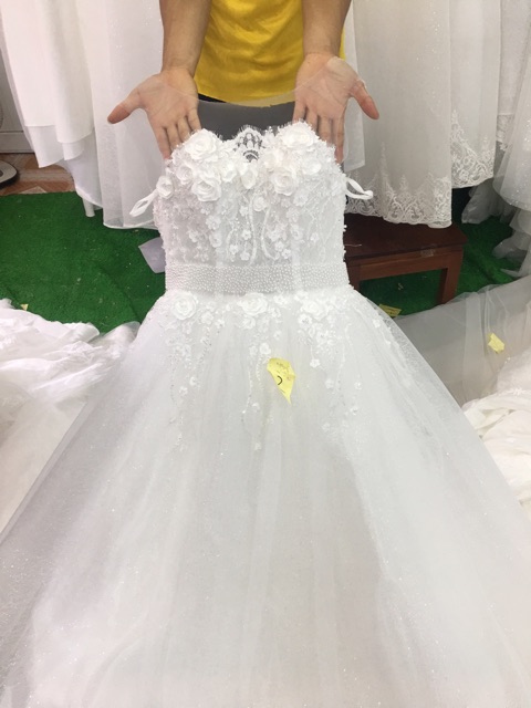 Váy cưới đi tiệc