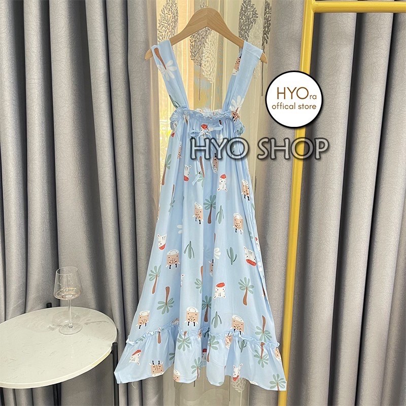 Váy lanh hai dây bản to.