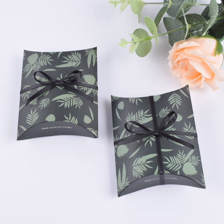 Hộp đựng quà, bánh kẹo, đồ trang sức họa tiết hoa lá – TQ10