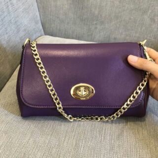 Túi COACH đeo chéo