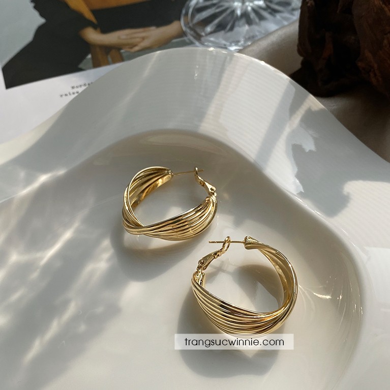 Hoa tai nữ titan tetra hoop