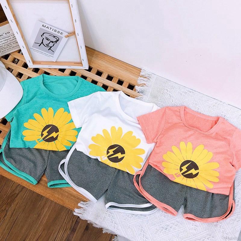 Set áo thun tay ngắn và quần đùi thiết kế đáng yêu dành cho bé
