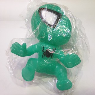Nhện bám đuôi xe spiderman,đủ màu