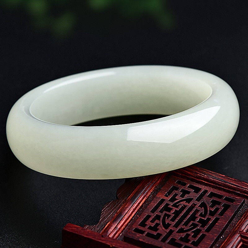 Vòng Đeo Tay Đá Ngọc Bích Tròn Mỏng Chính Hãng Hetian Cho Nữ