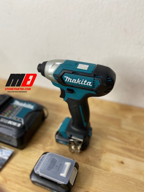 TD110DSYE Máy bắt vít 12V Makita