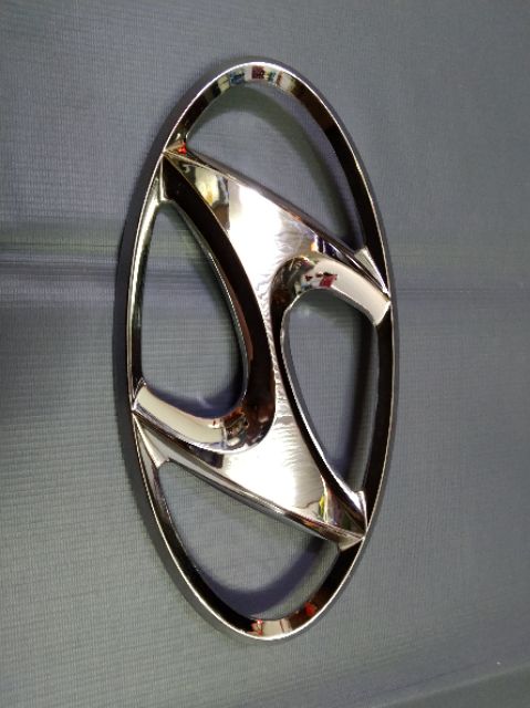 Logo chữ h huyndai cho xe tải hyundai hd320 hd270 hd1000 hyundai trago hyundai bus