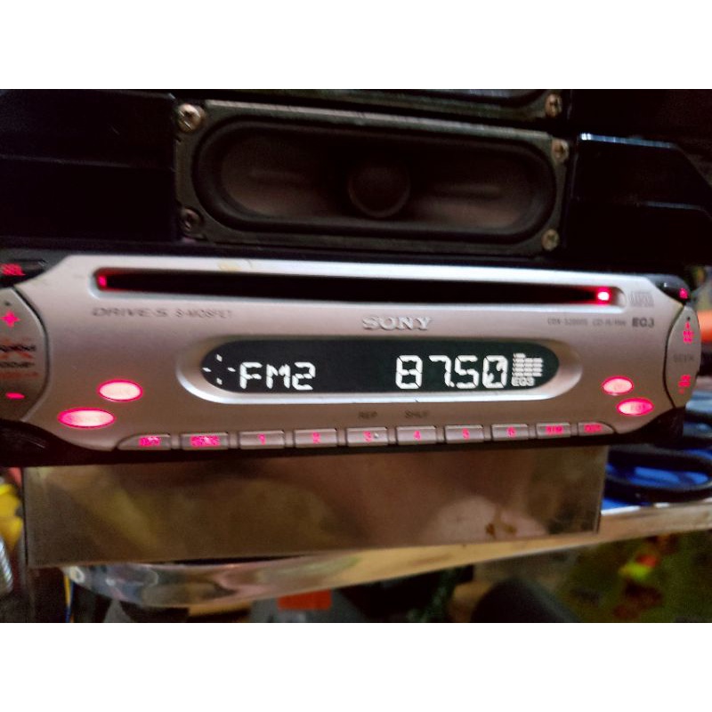 Đầu cd radio mp3 SONY DCX S2000S , Giành cho các hãng xe ô tô.
