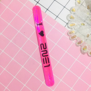 Vòng tay kpop 2NE1 cuộn