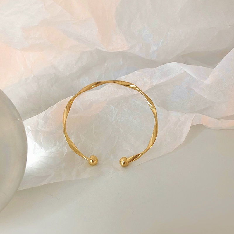 Vòng Tay JP6 Màu Trơn Hình Sóng Đơn Giản