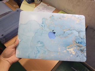 ỐP IN HÌNH VÂN ĐÁ CHO MACBOOK (ảnh thật shop chụp)