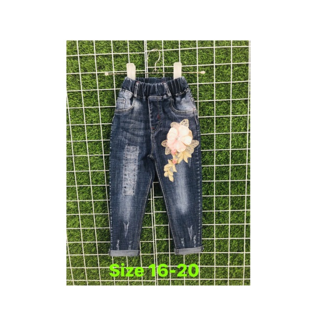 Hàng hot mới về kho , quần jeans bé gái hình hoa hồng siêu dễ thương 2019 😘😘😘