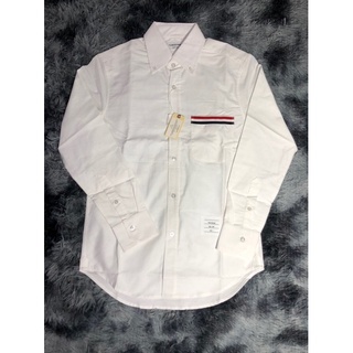 Áo sơ mi Thom Browne trắng, viền túi
