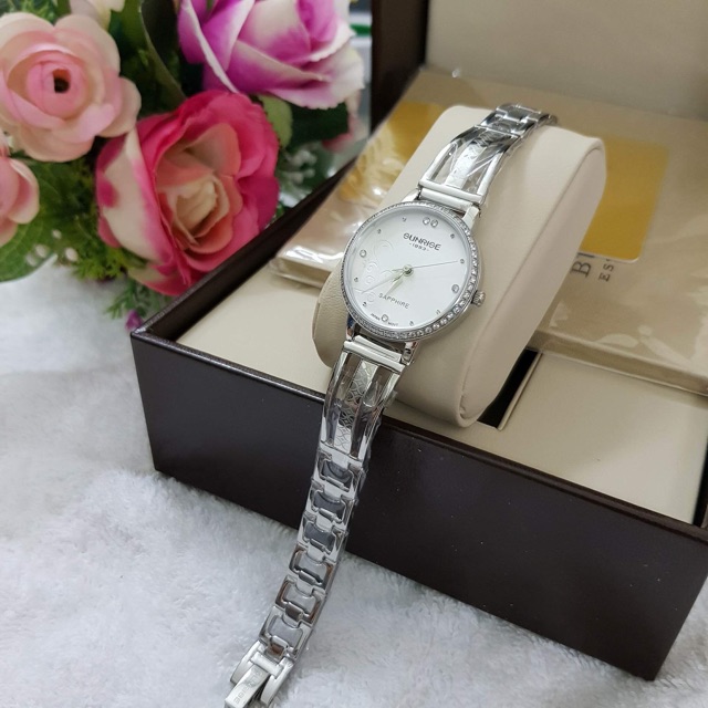 Đồng hồ nữ lắc tay sunrise viền hạt siêu xinh