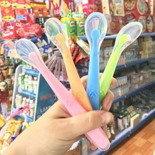 Thìa silicon siêu mềm ăn dặm cho bé ăn dặm. thìa silicon, thìa ăn dặm.