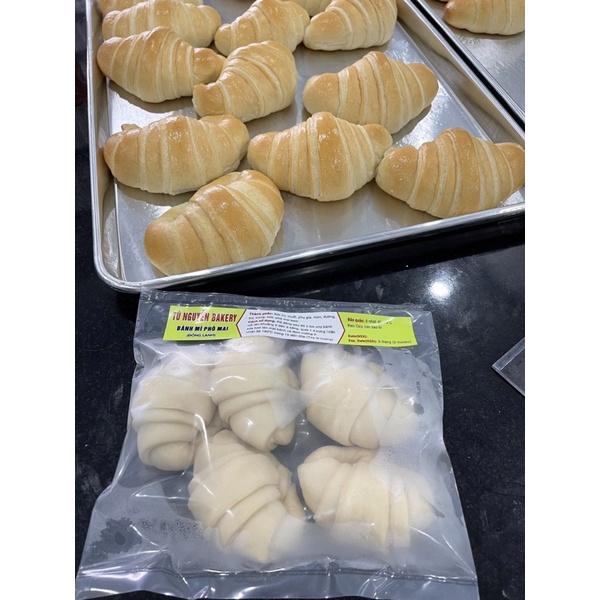 Bánh cua phô mai làm sẵn