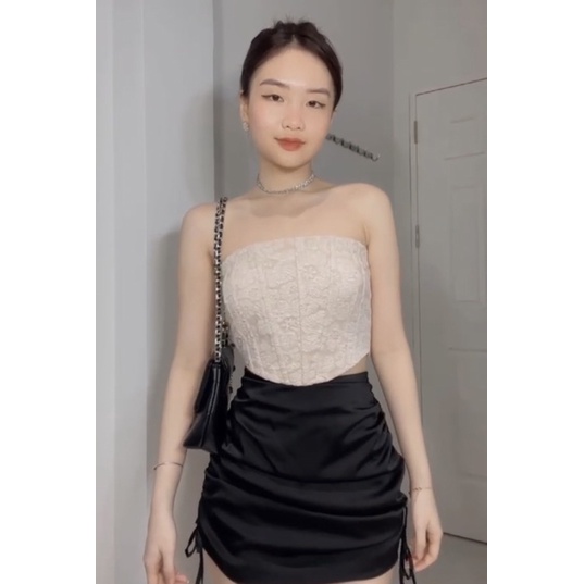 Áo croptop dáng corset hoạ tiết hoa nổi