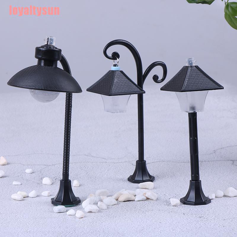 1 Đèn Đường Mini Cho Sân Vườn