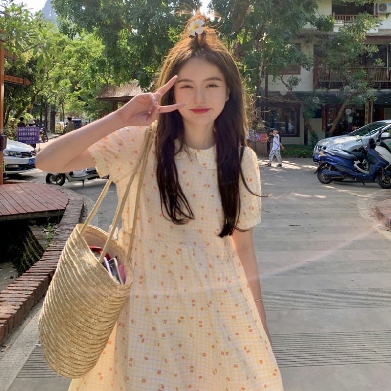 Đầm tay phồng dáng dài họa tiết hoa phong cách Hàn quốc